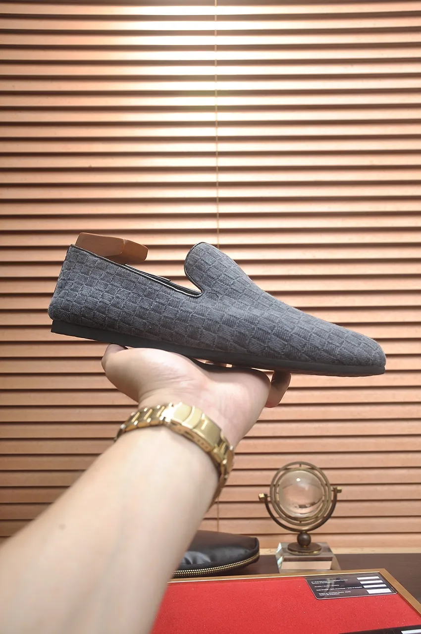 Men's shoes 💰460💶 [Botteg Venetta (BV)] (wallet shoes) exclusive new model official website new model The upper is made of high-quality top calfskin. Delicate feel and flowing luxurious texture. Tailored for refined men to create a noble aura. Delicate and regular Mark hand stitching. Smooth lines. Full sheepskin lining, comfortable to wash sweat. 38-44